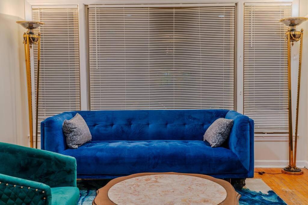 Living Bliss 3br Gem Near Parks And Dining Chicago