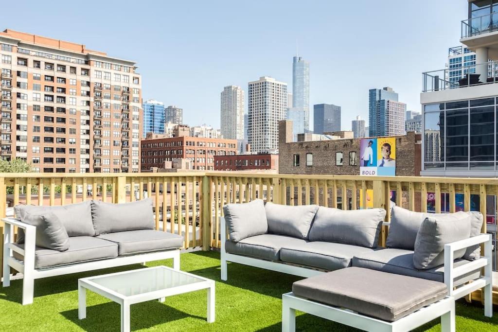 The Orleans Floor 3 Private Rooftop Deck Apartment