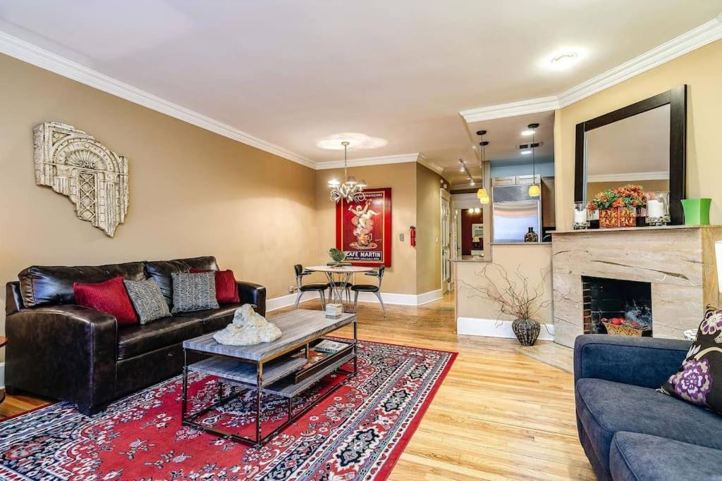 Brownstone In Gold Coast - Downtown Chicago