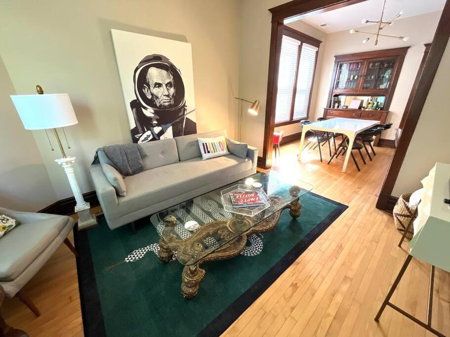 2br 1ba Irving Park Updated Vintage Unit 2-flat Chicago