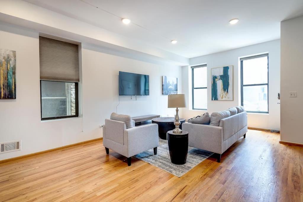 3 Flat Building Downtown - With Private Patios