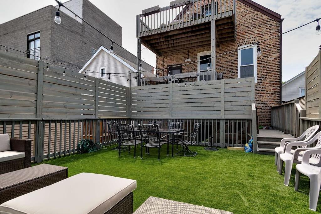 3 Flat Building Downtown - With Private Patios * Chicago