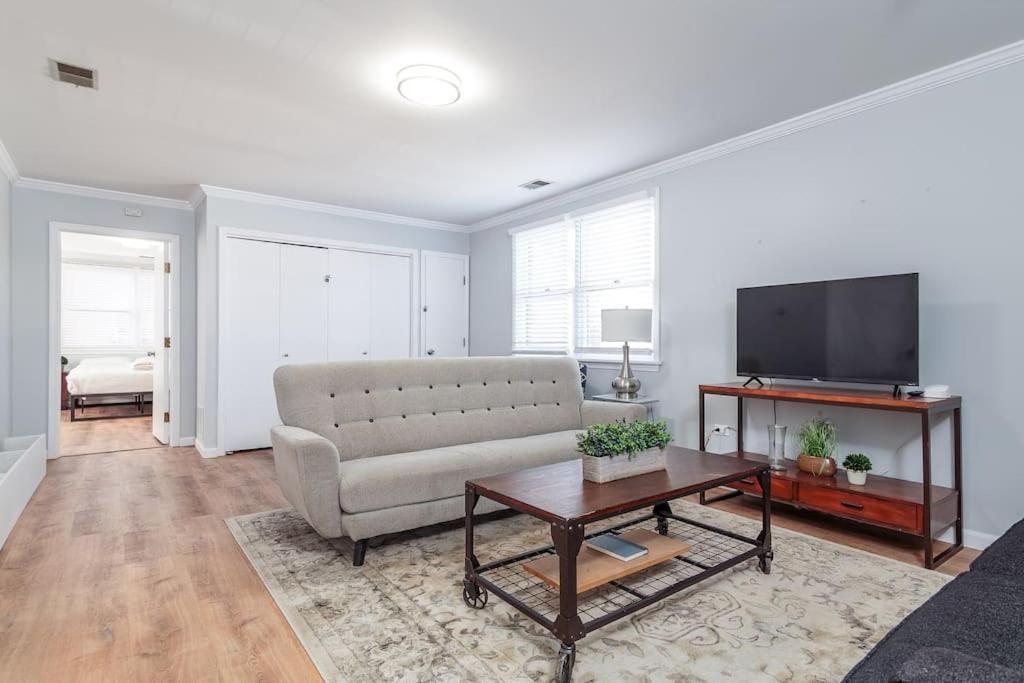 Holiday home Beautiful Remodeled Penthouse Unit In Old Town *