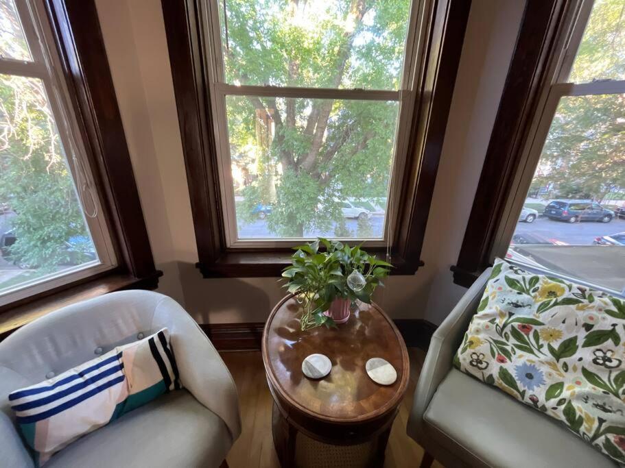 2br 1ba Irving Park Updated Vintage Unit 2-flat Apartment Chicago