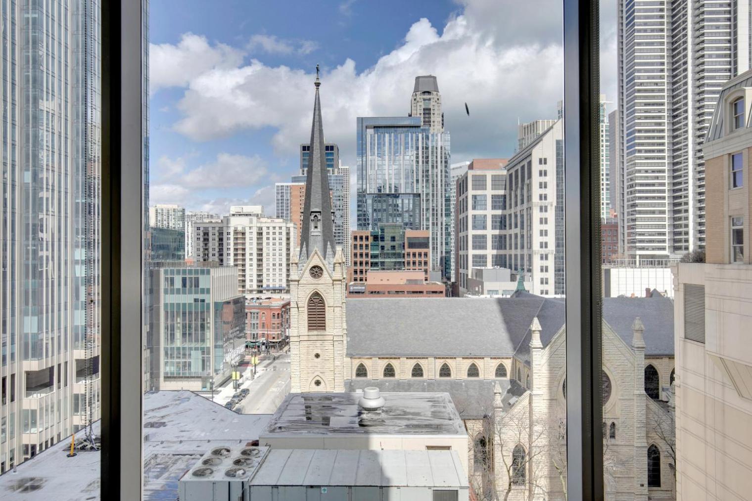 River N 1br W Gym Pool Nr Magnificent Mile Chi-125