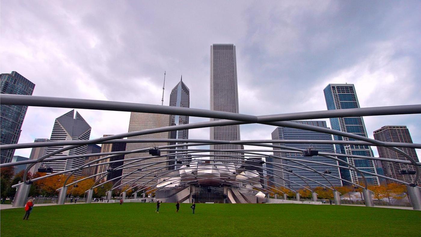 Mccormick Place Beautiful With Optional Parking And Gym Access That Sleeps Up To 4 * Chicago