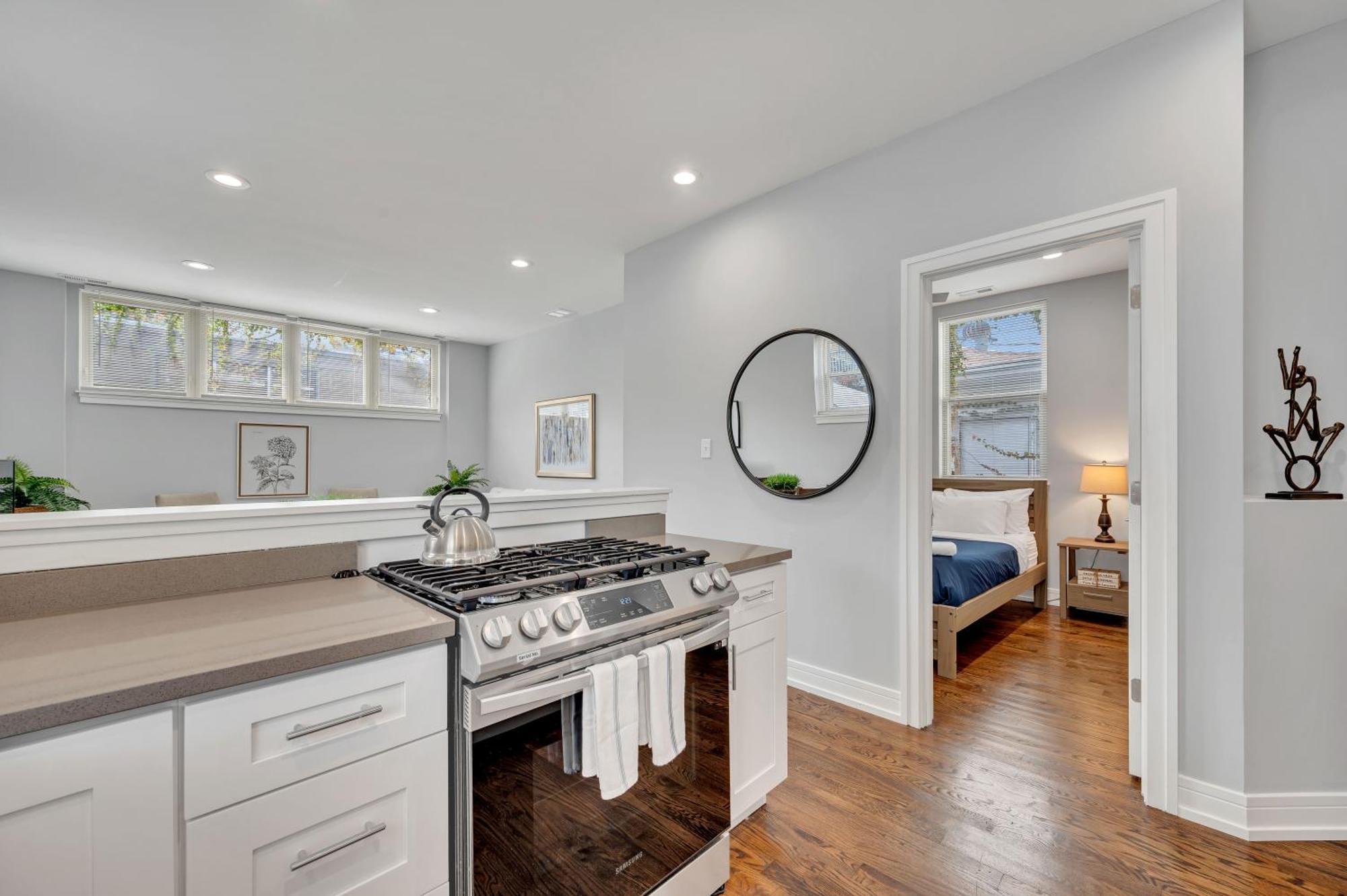 Spacious Bucktown Sanctuary *