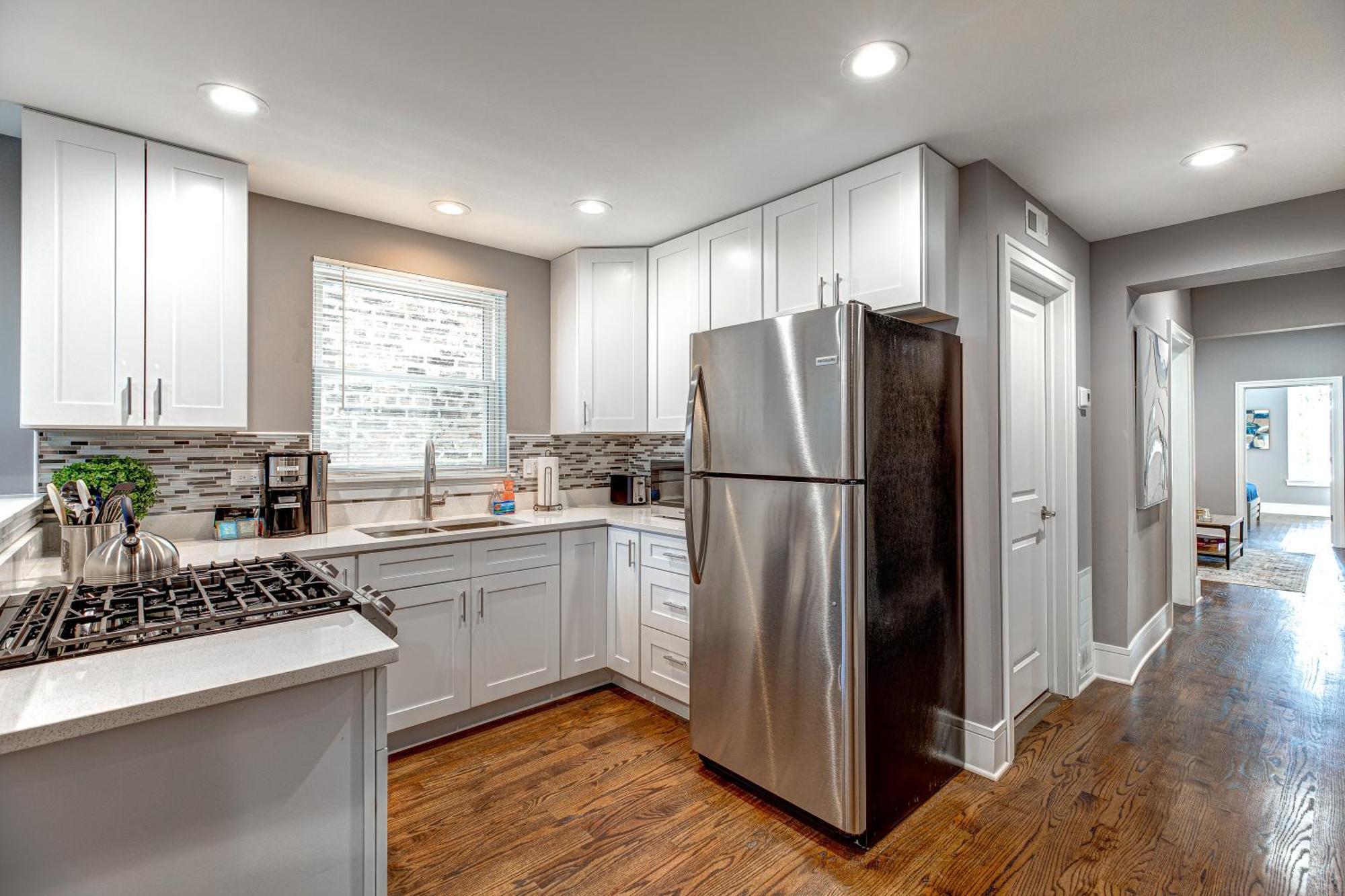 Spacious Ukrainian Village Retreat Holiday home *