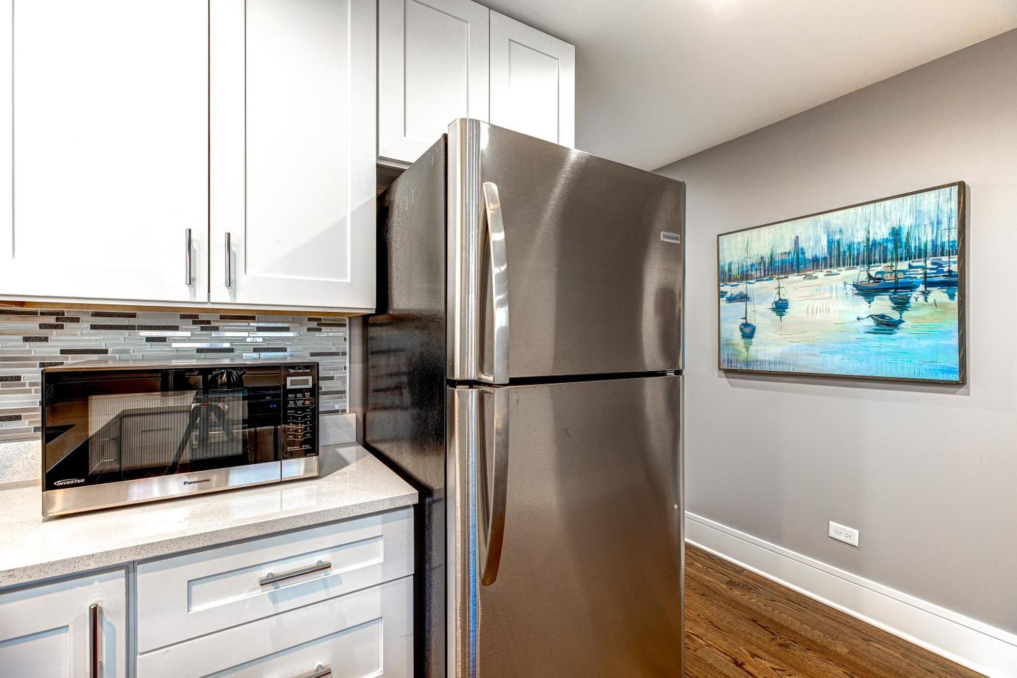 Spacious Ukrainian Village Retreat Holiday home *