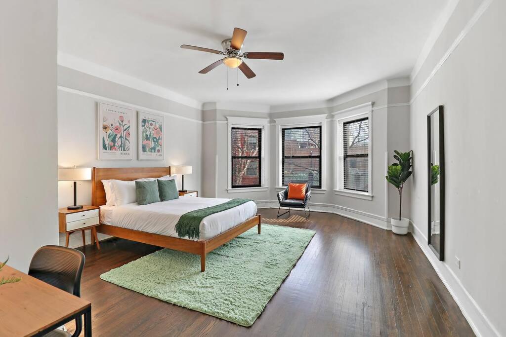 Apartment Modern & Spacious 3br Apt With In-unit Laundry - Bstone 2 *