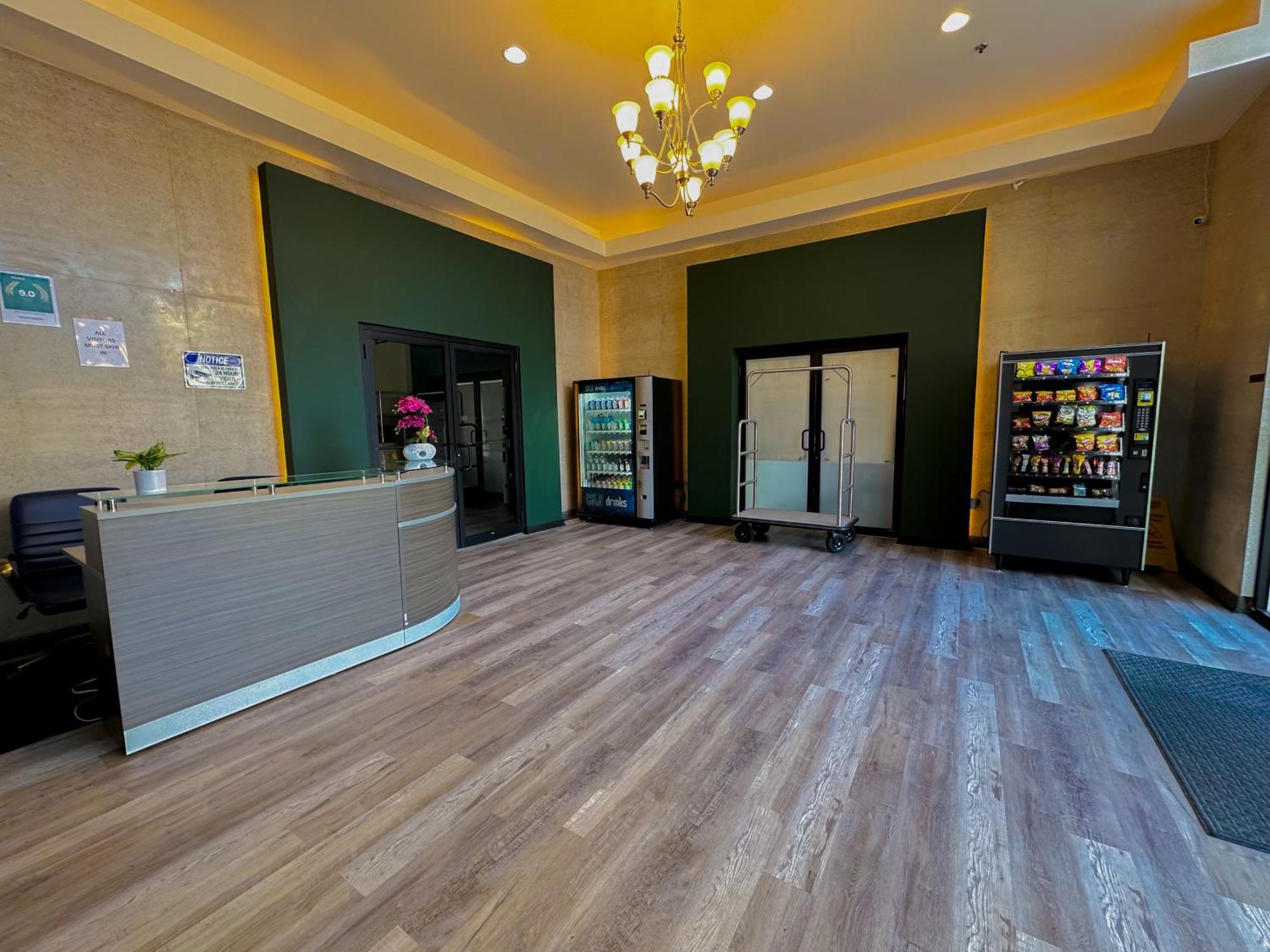 Mccormick 2br-2ba For 8 Guests With Optional Parking & Gym * Chicago