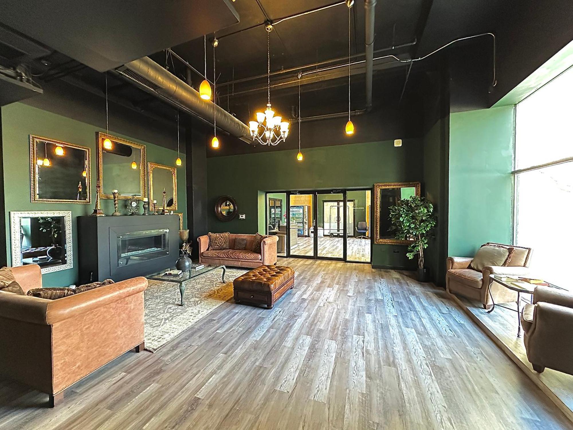 Apartment Mccormick 2br-2ba For 8 Guests With Optional Parking & Gym