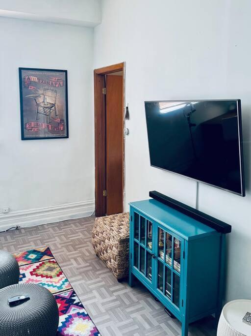 Homey And Private 1 Bed Located 15min To City * Chicago