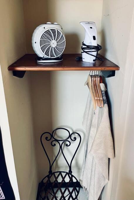 Homey And Private 1 Bed Located 15min To City *