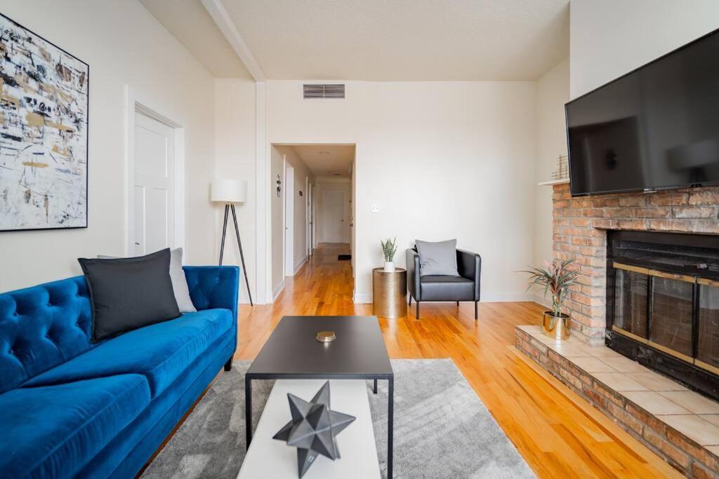 Apartment Calming 3-bedroom With Patio - Milwaukee N3