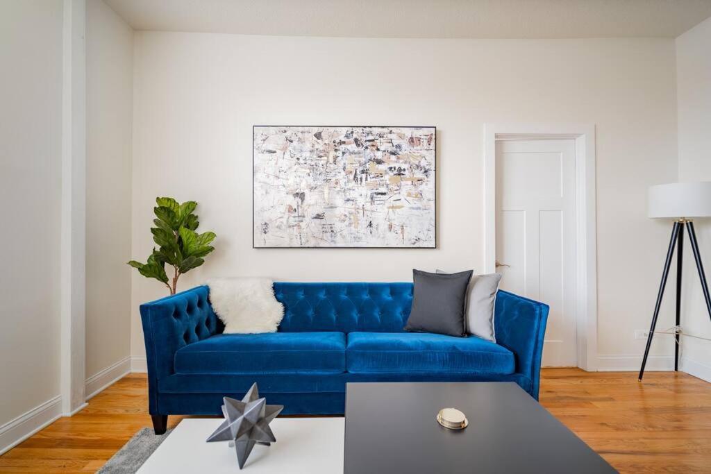 Apartment Calming 3-bedroom With Patio - Milwaukee N3 Chicago