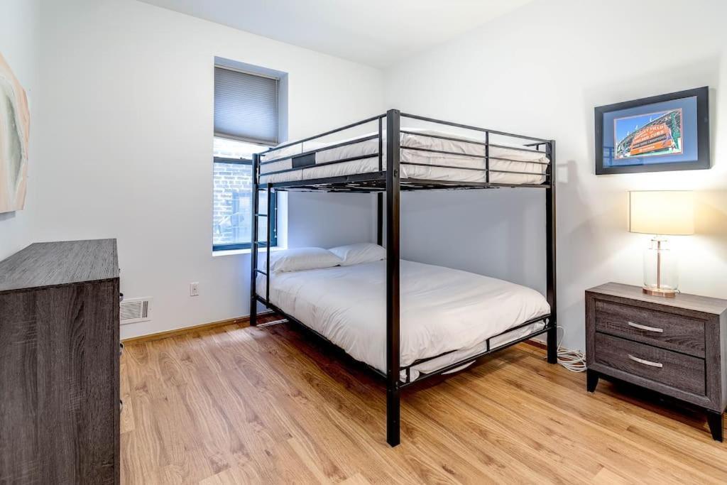 3 Flat Building Downtown - With Private Patios Apartment *