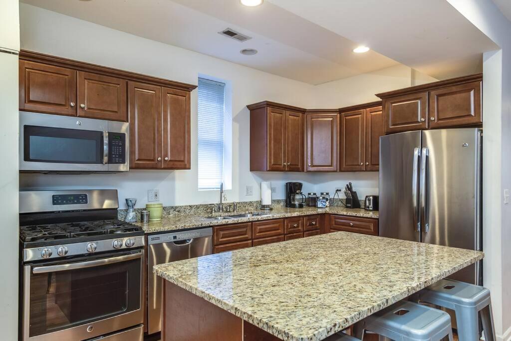 Entire Building-walk To Lincoln Park Or The Holiday home