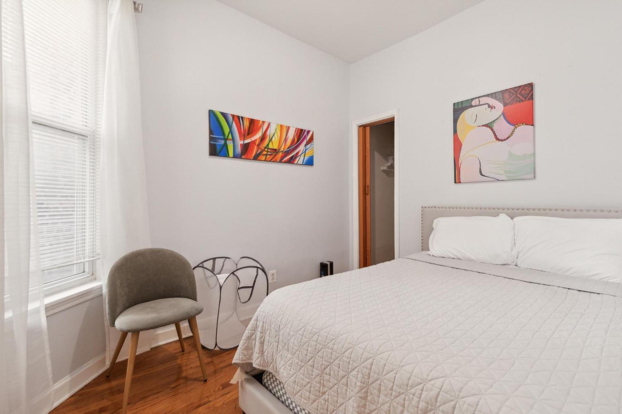 Comfortable In The Heart Of Bronzeville