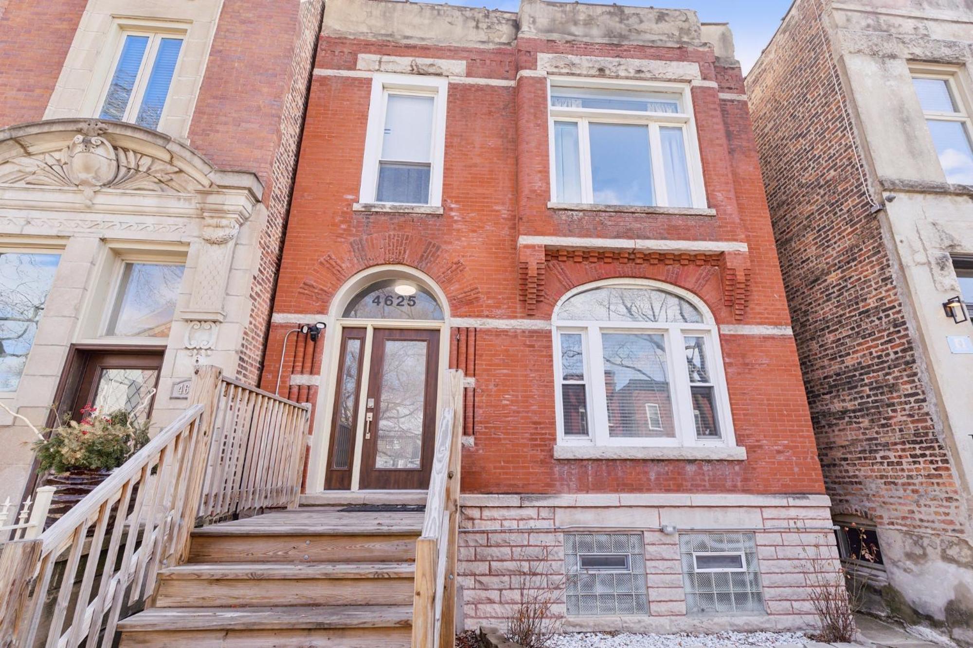 Comfortable In The Heart Of Bronzeville