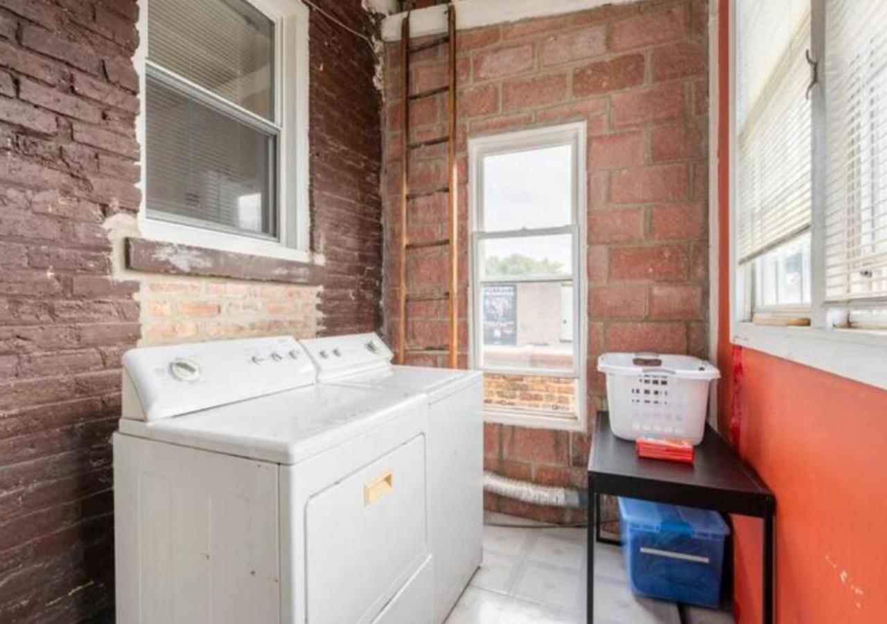 The Roscoe Village Apartment Chicago