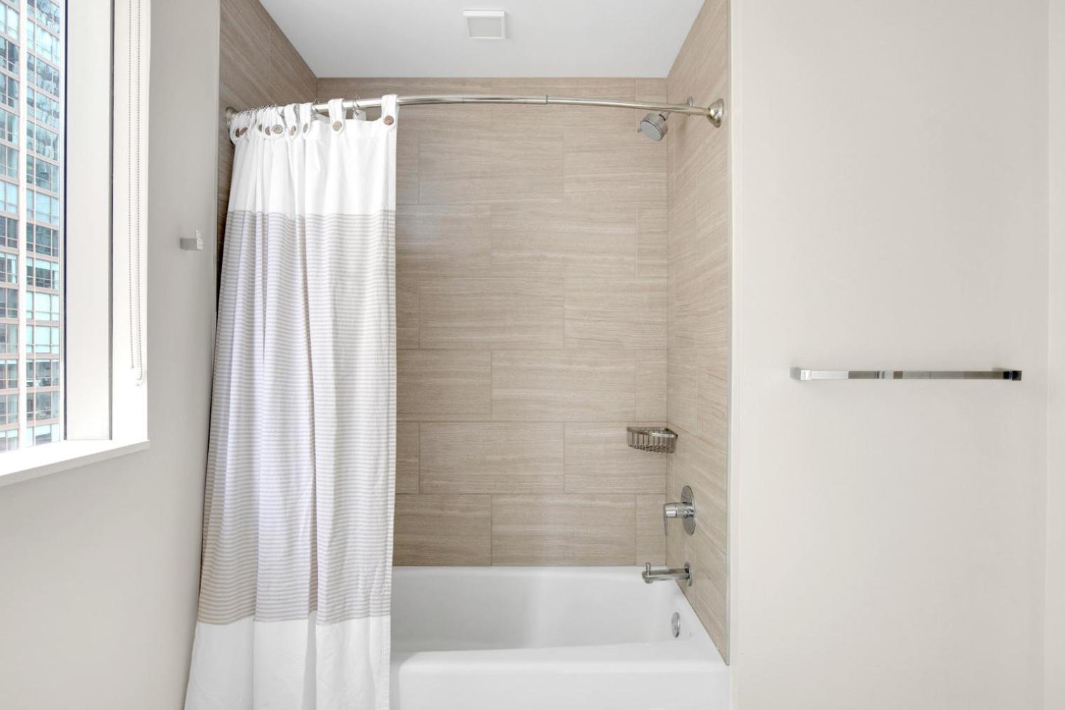 Apartment River N 1br W Gym Pool Nr Magnificent Mile Chi-125