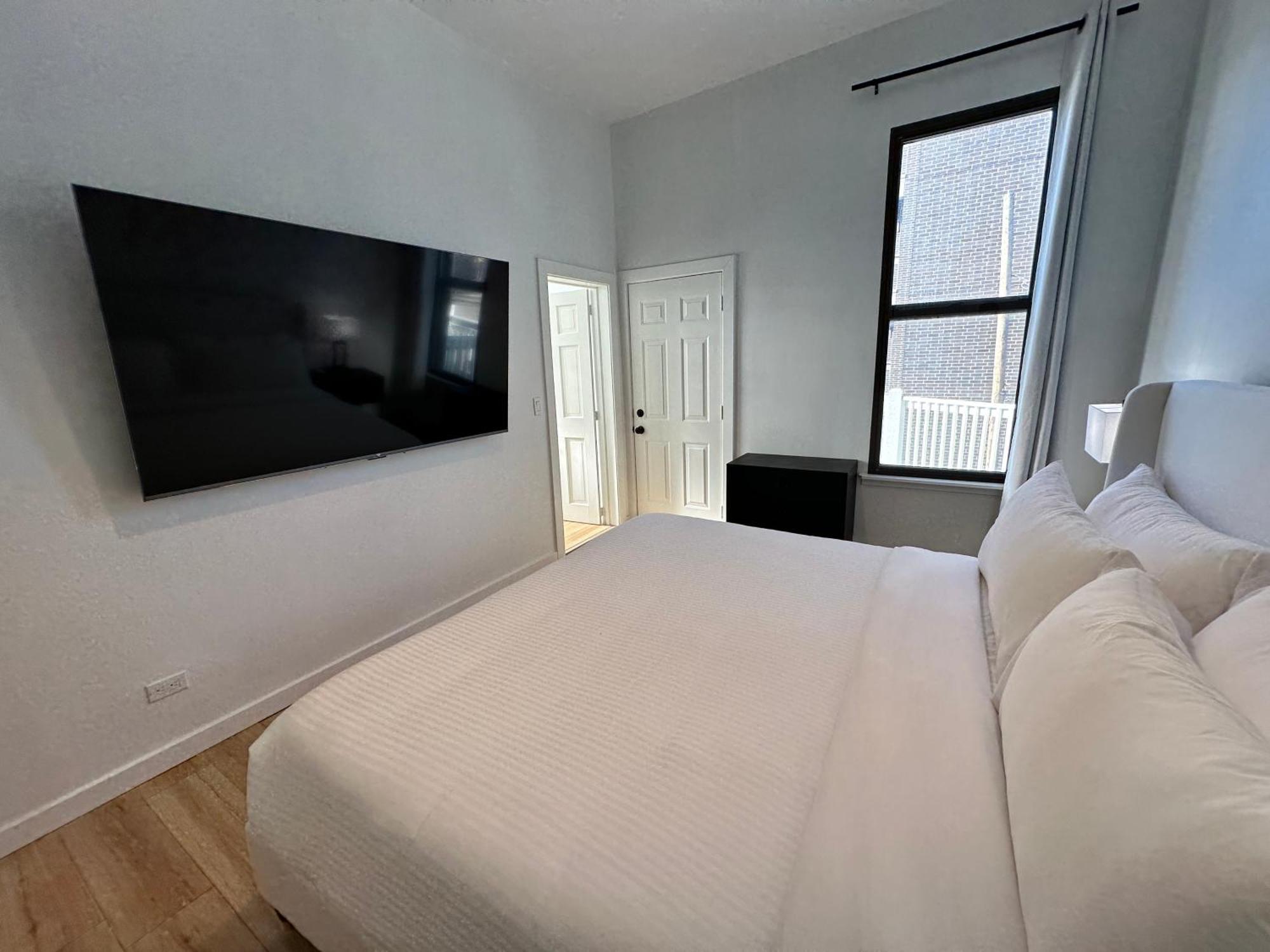 Luxe Spacious Sfh In Bucktown With Secure Parking Holiday home *