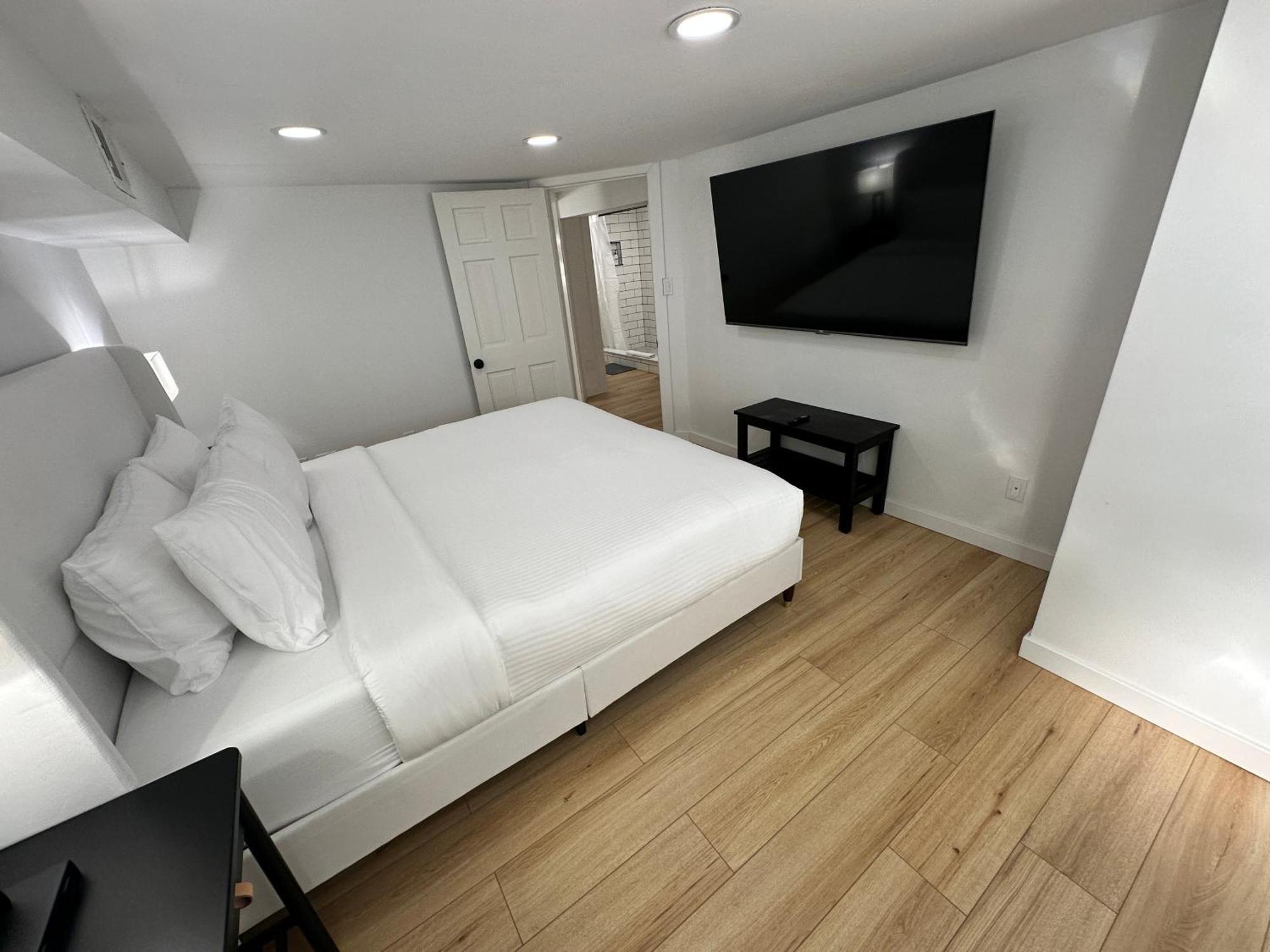 Holiday home Luxe Spacious Sfh In Bucktown With Secure Parking Chicago