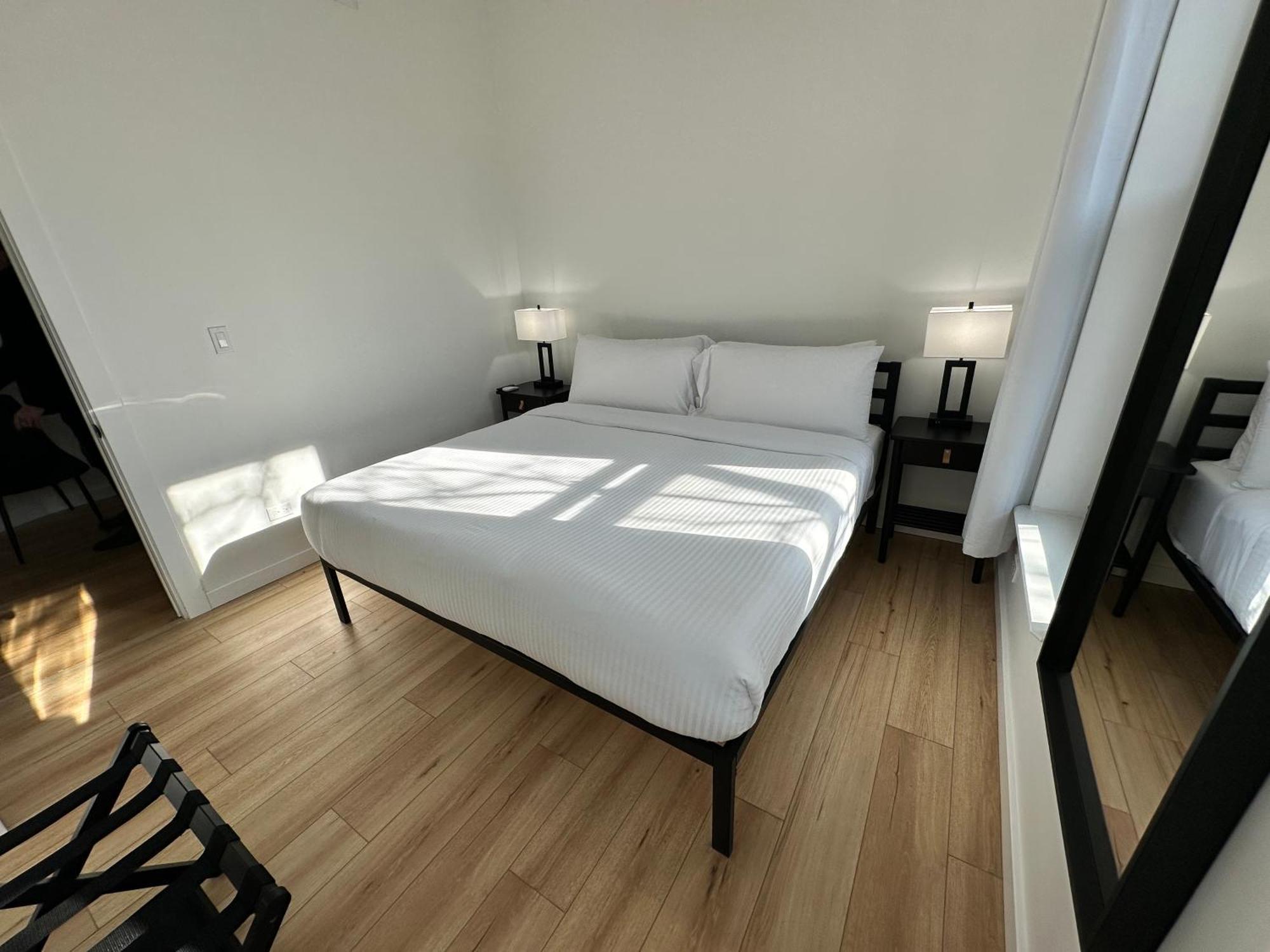 Holiday home Luxe Spacious Sfh In Bucktown With Secure Parking *