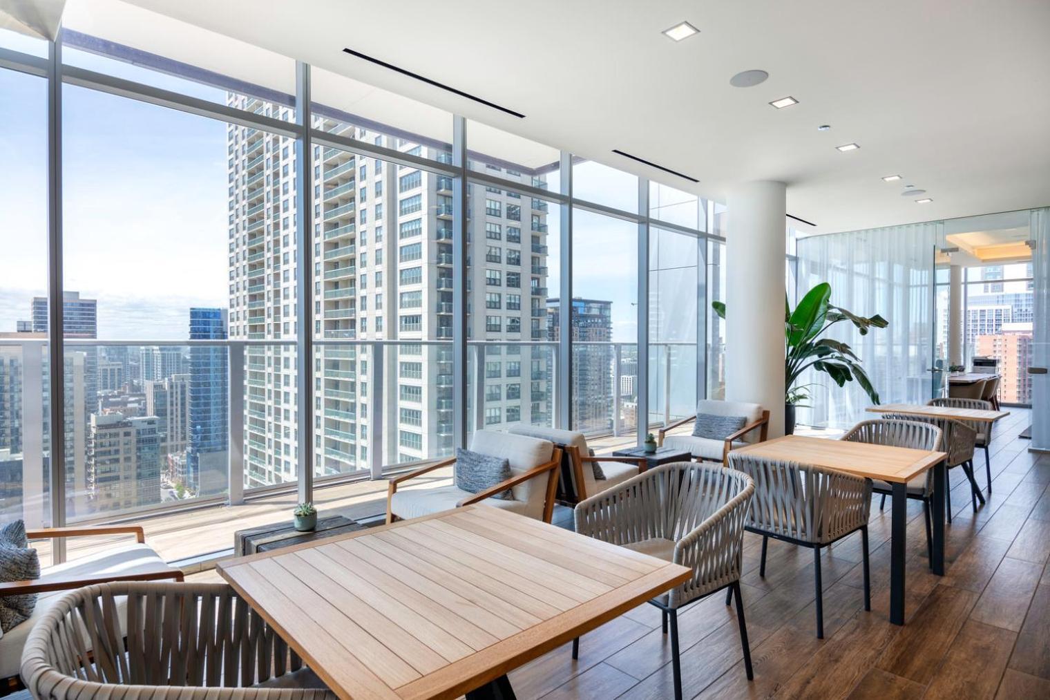 River North 1br W Coffee Shop Gym Nr Chi-972 Apartment *