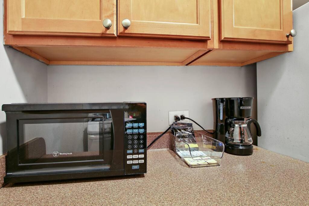 Apartment Chic & Contemporary Studio - Bstone 120 Chicago