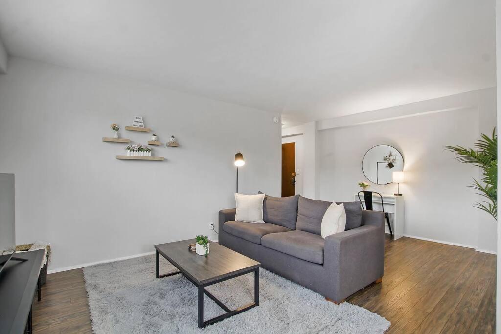 1br Chic And Cozy In - Hyde Park 408