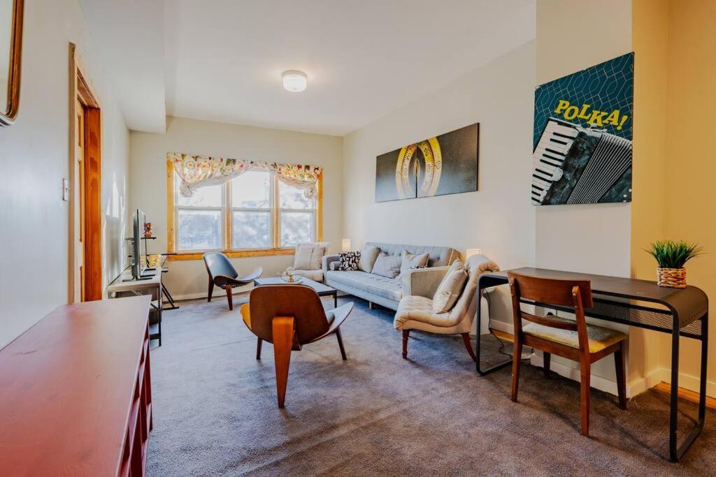 Cityscape Retreat 3br Haven With Free Parking * Chicago