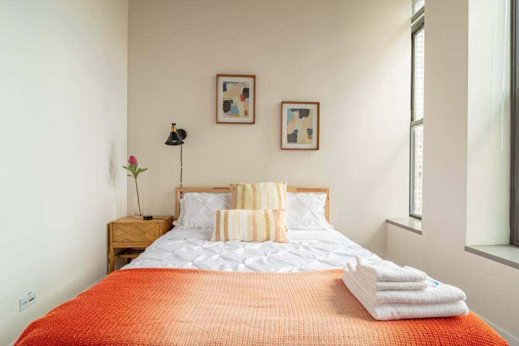 Apartment Mccormick 2br/2ba Family Unit For Up To 6 Guests With Optional Parking & Gym Access *
