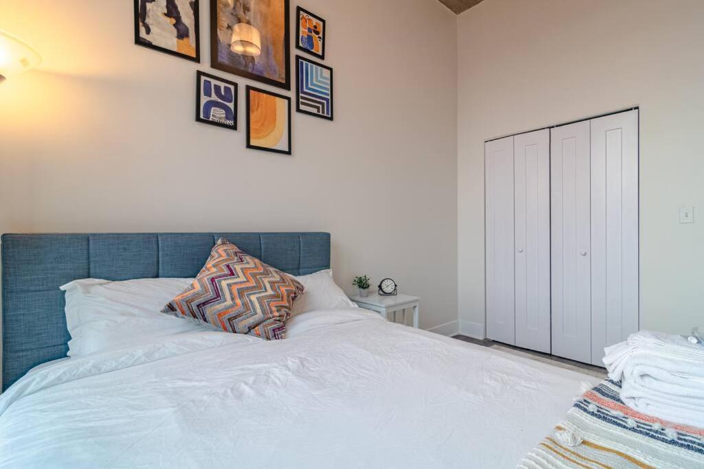Mccormick 2br-2ba Family Unit For Up To 8 Guests With Optional Parking & Gym Access