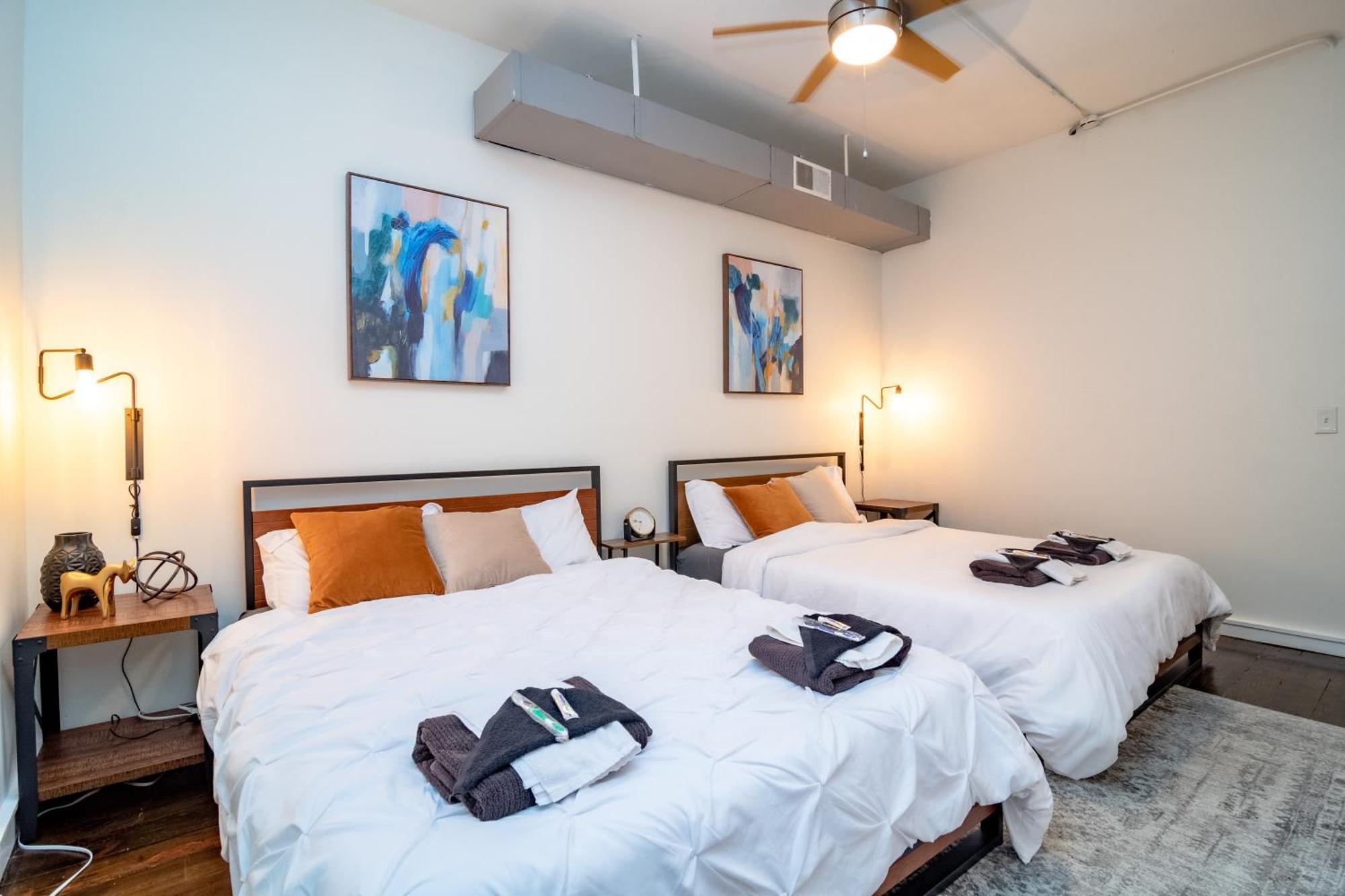 Apartment Mccormick 3br Huge Family Unit With Optional Parking & Ping-pong Table Chicago