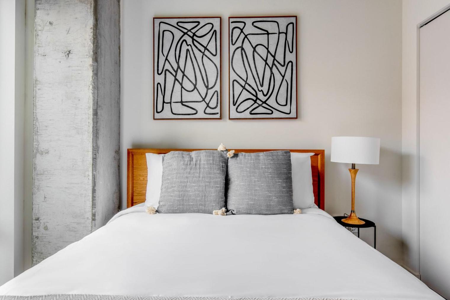 Apartment River North 1br W Yoga Nr Riverwalk Chi-1036 Chicago