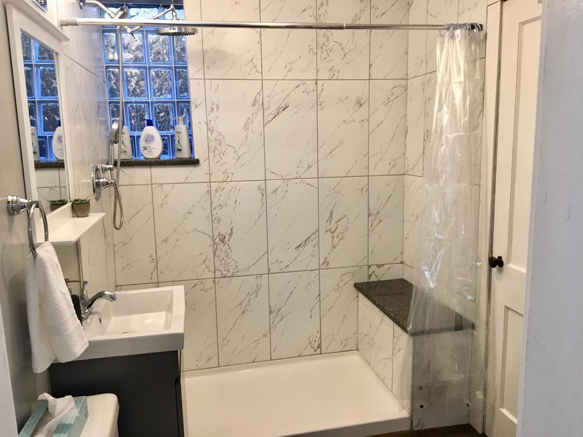 Spacious Historic In Lakeview - Walk To Wrigley, Nightlife, Shops, Hospitals