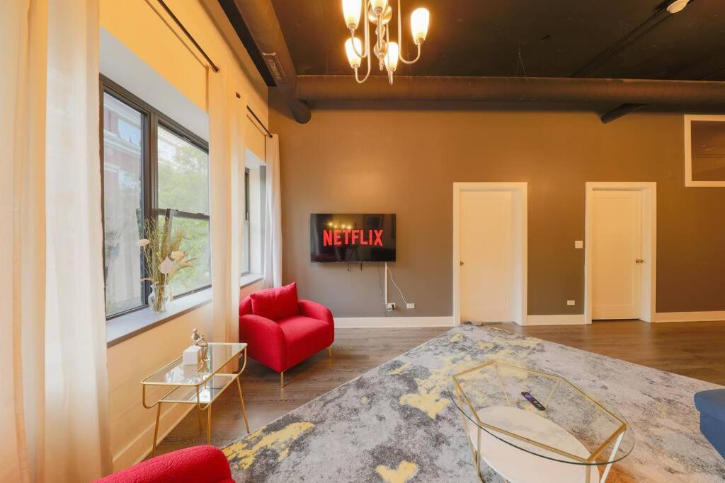 Apartment Mccormick 3br/2ba With 6 Twin Beds & Sofa Bed, Optional Parking & Gym *