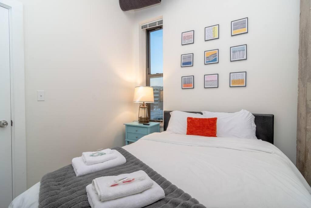 Apartment Mccormick 3br-2ba Family Unit For Up To 8 Guests With Optional Parking & Gym Access