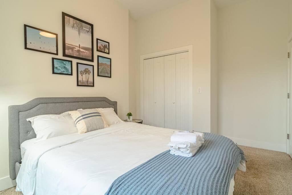 Apartment Mccormick Place 420 Friendly 3br/2ba With Optional Parking