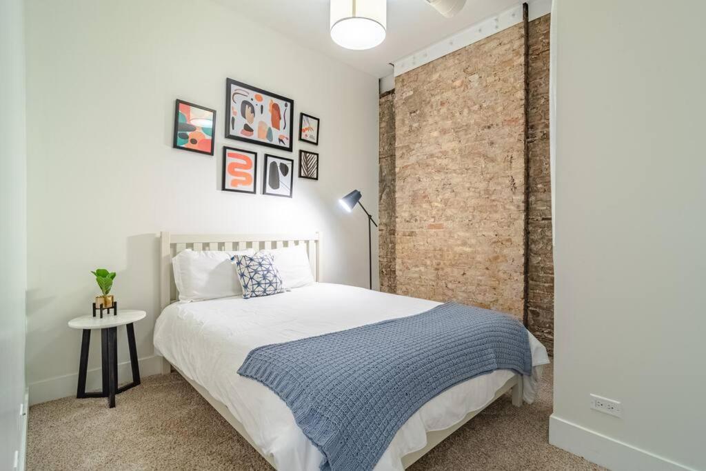 Mccormick Place 420 Friendly 3br/2ba With Optional Parking * Chicago