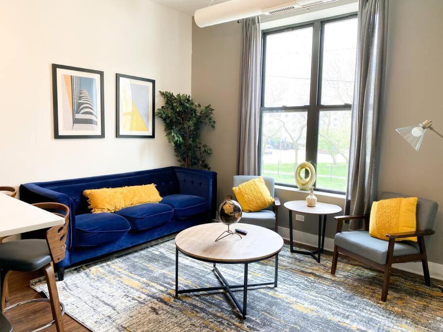 Mccormick Place 420 Friendly 3br/2ba With Optional Parking Apartment