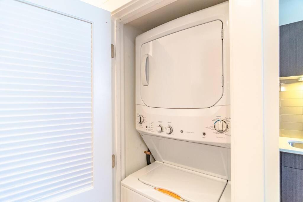 Mccormick Place 420 Friendly 3br/2ba With Optional Parking Apartment