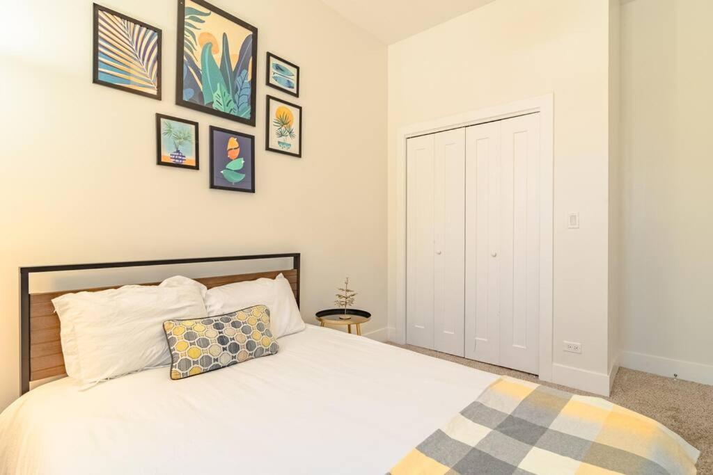 Mccormick Place 420 Friendly 3br/2ba With Optional Parking