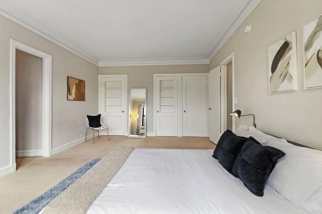1br Calm, Cozy & Furnished Apt In Hyde Park - Windermere 402