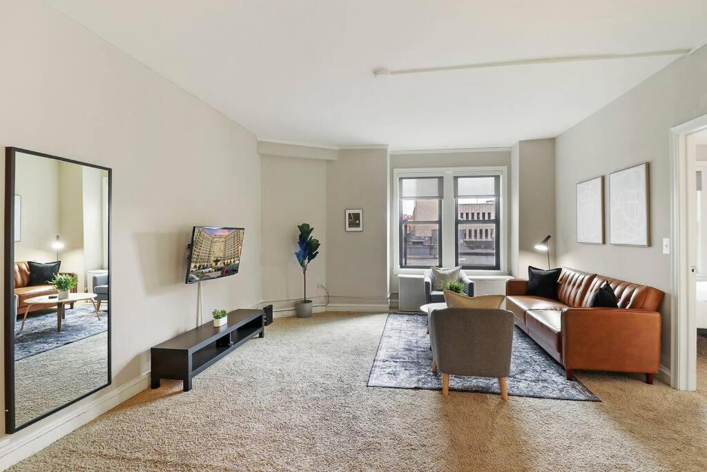 Apartment 2br Sunny In Hyde Park - Windermere 211 *