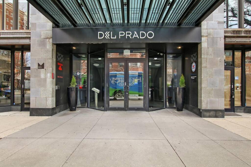 Serene & Contemporary - Del Prado 817 Chicago