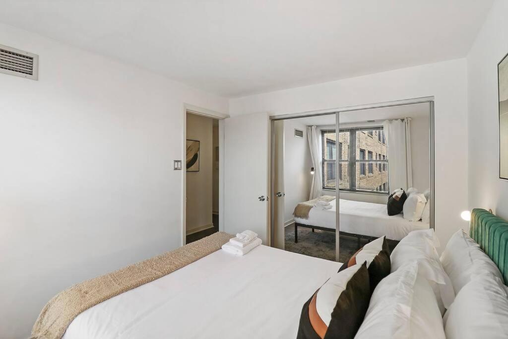 Inviting 2-bedroom In Hyde Park - The Blackwood 0404 Apartment