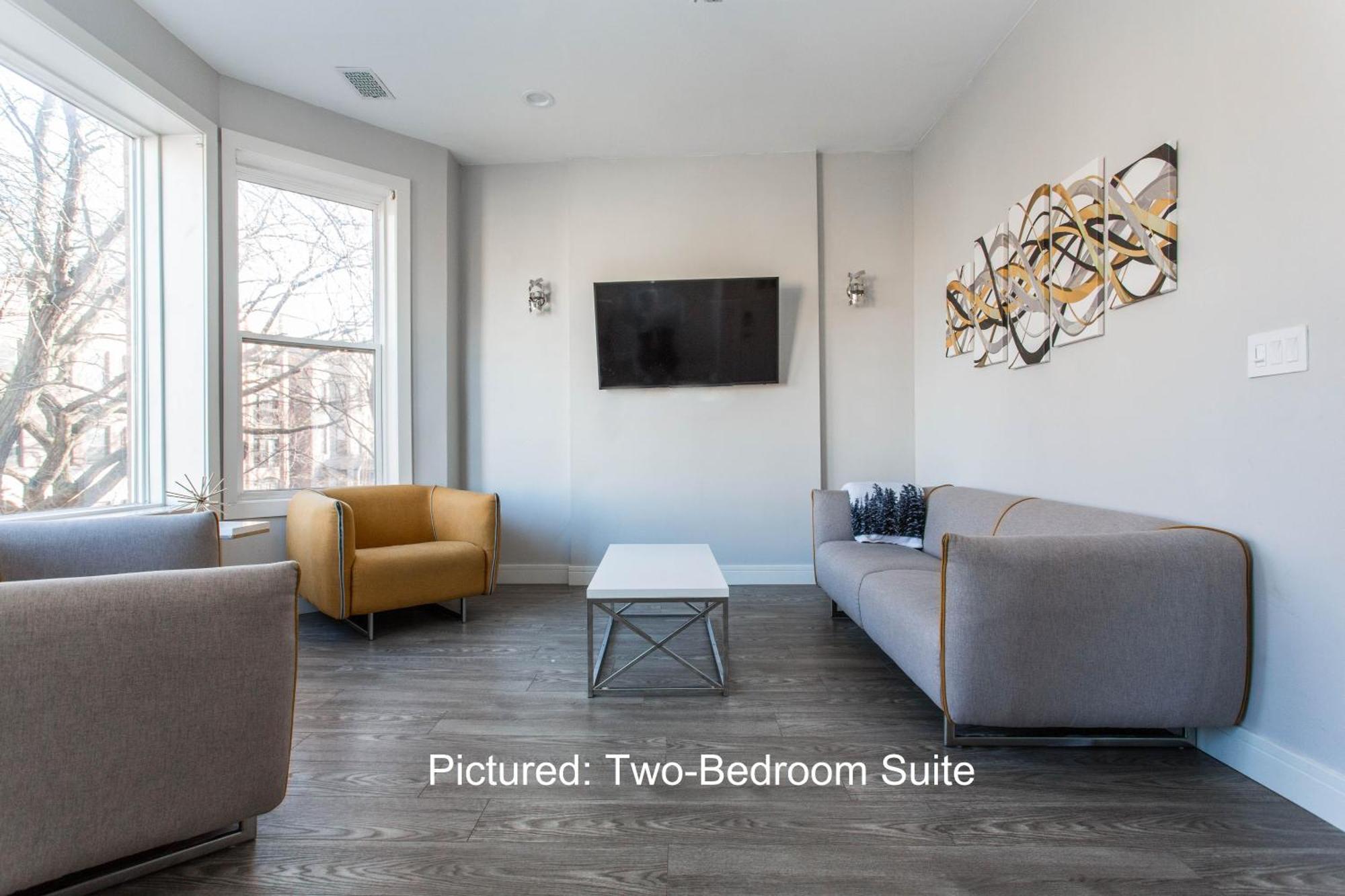 The Double Play - 1 Min Walk To Wrigley! Spacious 2br - Perfect For Cubs Fans! Chicago